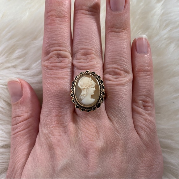 18k Gold Cameo Ring 9-9.25 Man Or God In Helmet - Picture 2 of 11